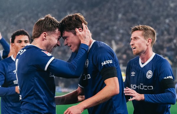 Bild zur Schlagzeile: 3:1-Sieg gegen Braunschweig