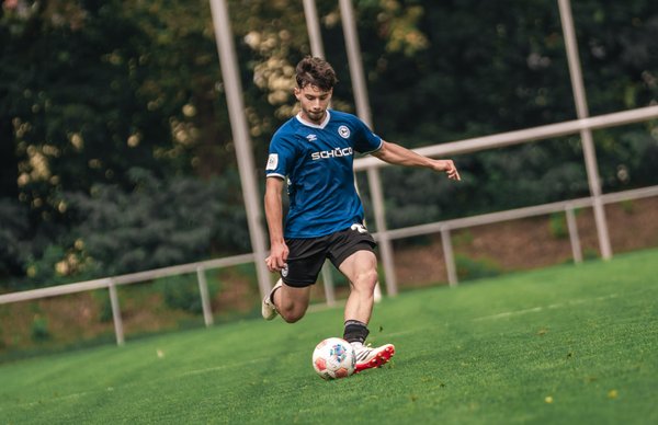 Bild zur Schlagzeile: U21 und U17 auswärts gefordert, U19 testet gegen Kiel