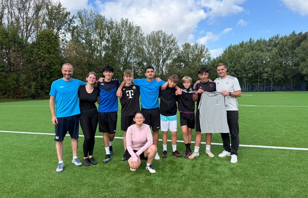 Bild zur Schlagzeile: Zu Besuch an der FHS